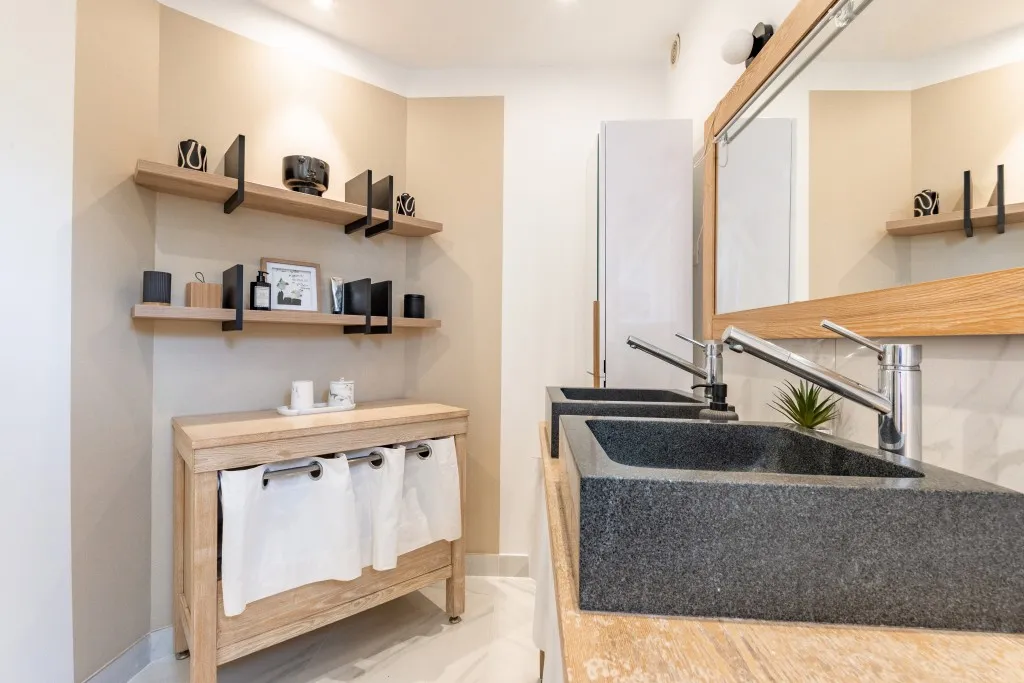 Une Nouvelle Vie Pour Cette Salle De Bain